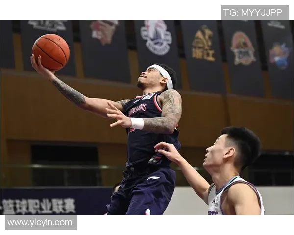 祝铭震的成长之路与未来发展展望：从青年才俊到行业领军人物的蜕变